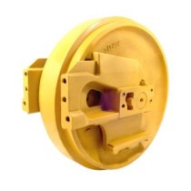 Napínací kolo KOMATSU D65 E